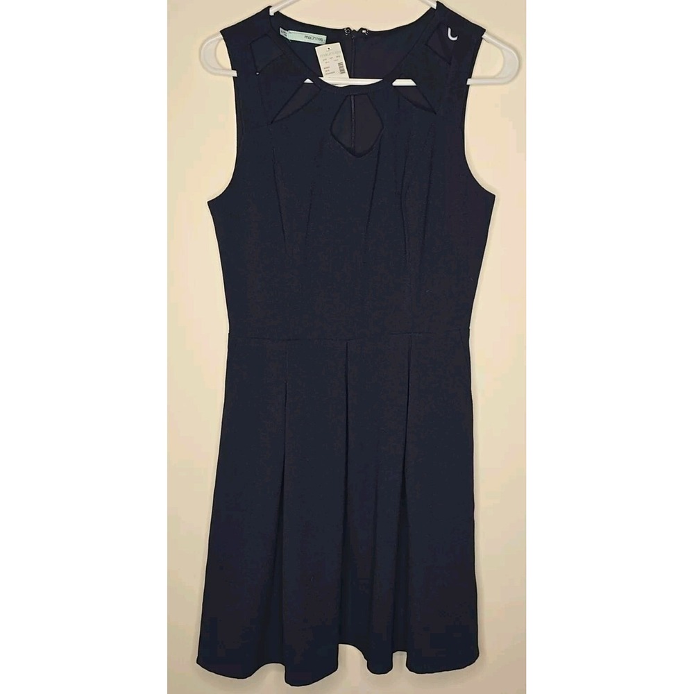 Maurices Fit And Flare Dress Juniors 7/8 Keyhole Cutout Sleeveless Back Zip NWT